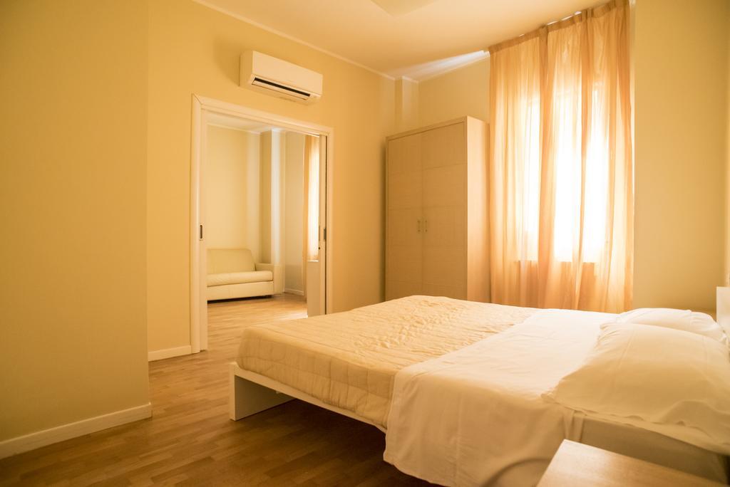 Dante Apartment *