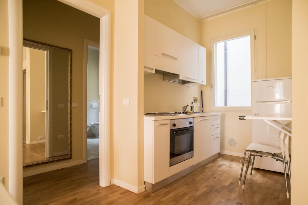 Dante Apartment