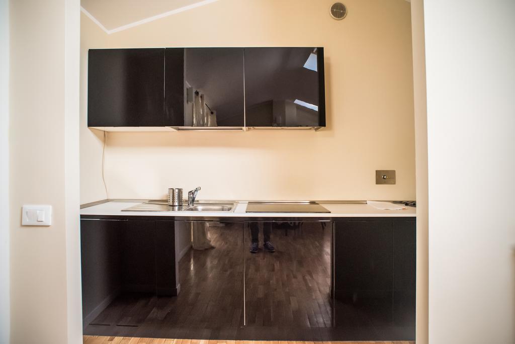 Dante Apartment